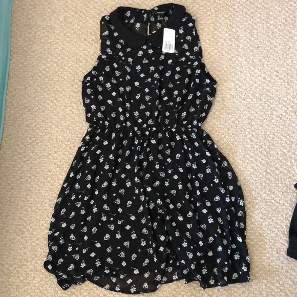 Forever 21 Dresses & Skirts - Forever21 floral chiffon dress